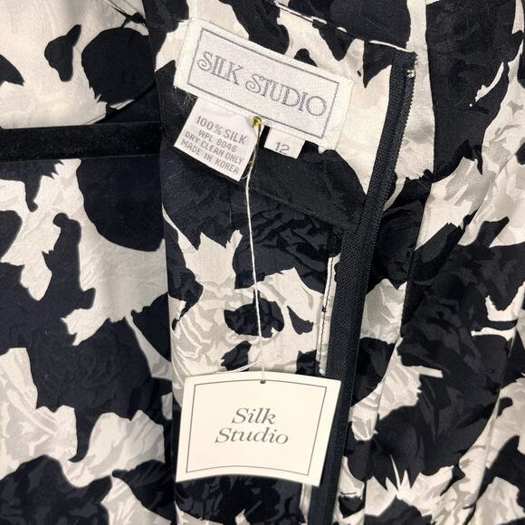 Vintage Silk Studio Dress 12 Black White 100% Silk Long Dress - Picture 10 of 10